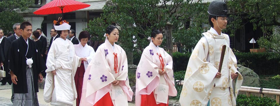 shintoistische Hochzeitszeremonie
